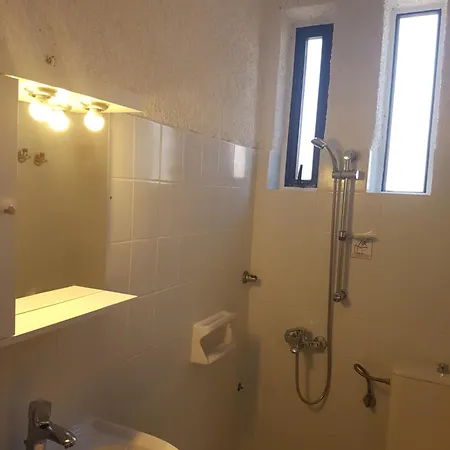 Little Bay Apartment Stavrós